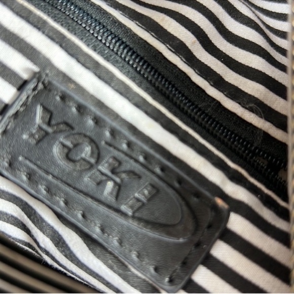 Yoki bag backpack purse black gold studs small - Picture 8 of 13